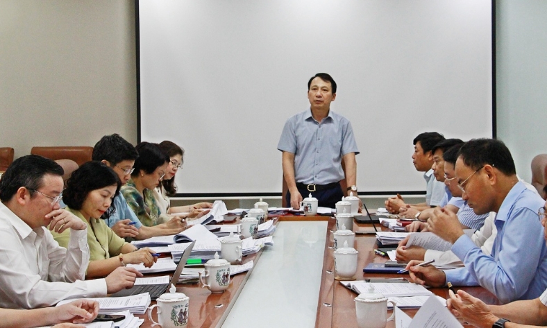  Ban Kinh tế - Ngân sách HĐND tỉnh thẩm tra các dự thảo nghị quyết trình kỳ họp thứ 2